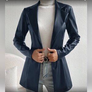 Elegant Navy Women's Blazer